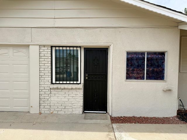 2664 Dewitt Avenue, Clovis, CA 93612