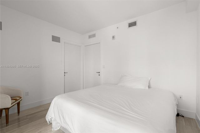 1451 Brickell Ave 1204, Miami, FL 33131