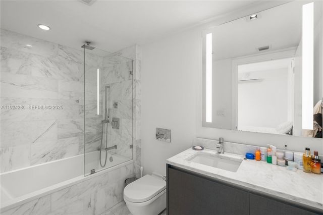 1451 Brickell Ave 1204, Miami, FL 33131