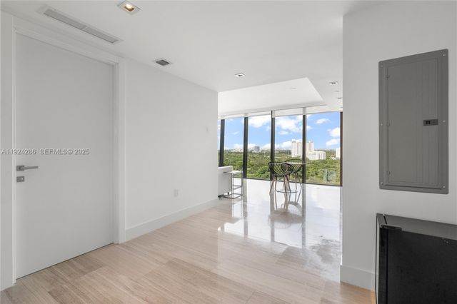 1451 Brickell Ave 1204, Miami, FL 33131