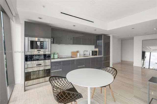 1451 Brickell Ave 1204, Miami, FL 33131