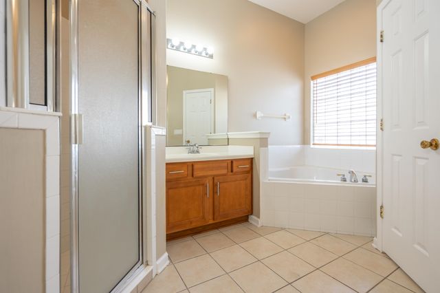 425 S Hidden Tree Dr, St Augustine, FL 32086