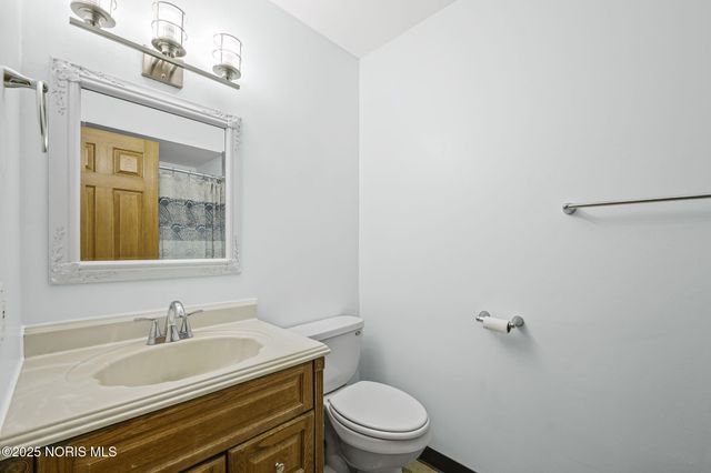 5910 Comet Avenue, Toledo, OH 43623