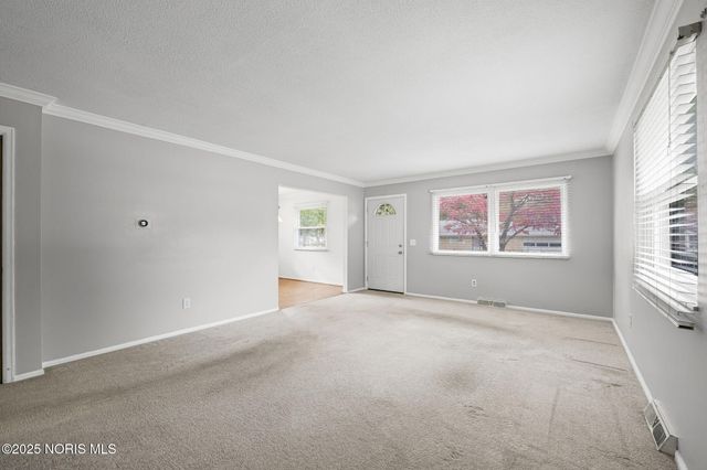 5910 Comet Avenue, Toledo, OH 43623