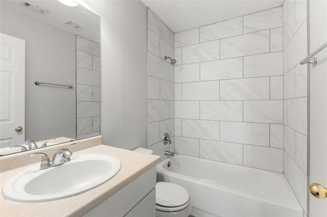 108 GM LN, San Marcos, TX 78666