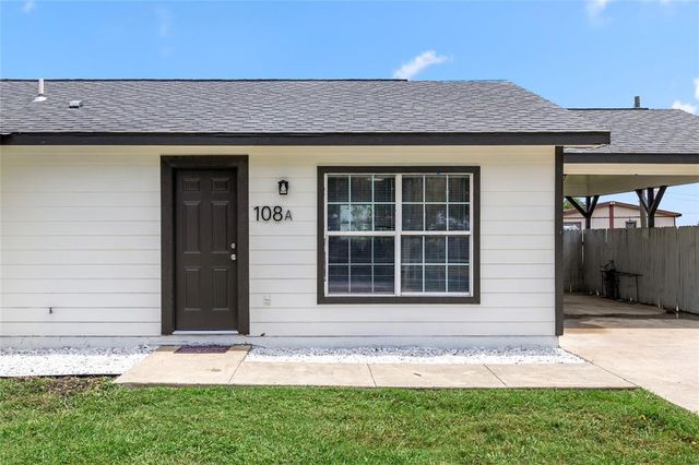 108 GM LN, San Marcos, TX 78666