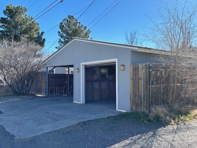 1007 N 5th, Alpine, TX 79830