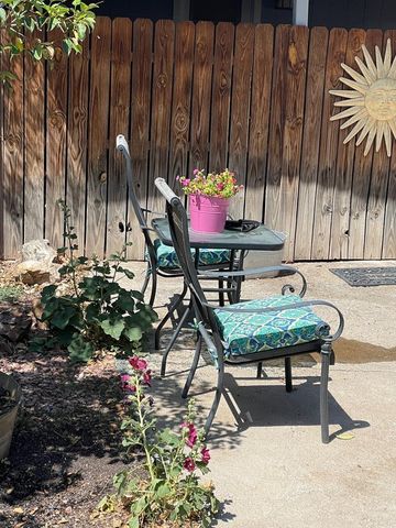 1007 N 5th, Alpine, TX 79830