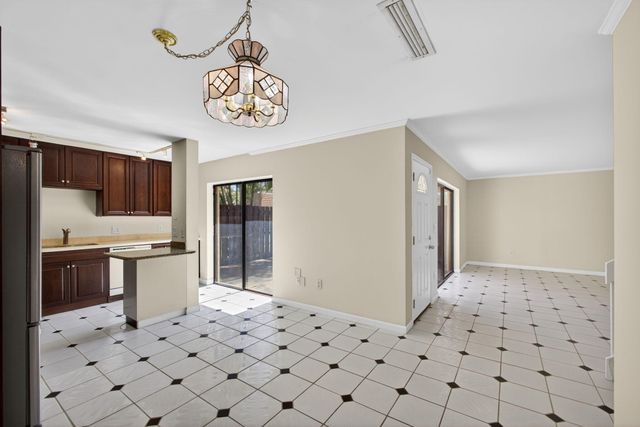 825 Center Street 9a, Jupiter, FL 33458