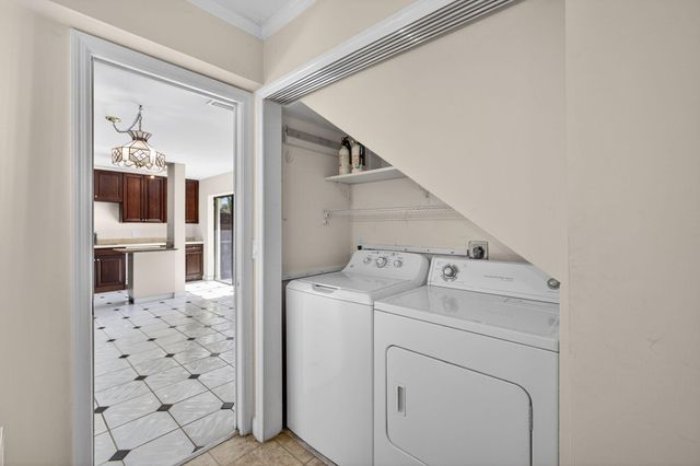 825 Center Street 9a, Jupiter, FL 33458