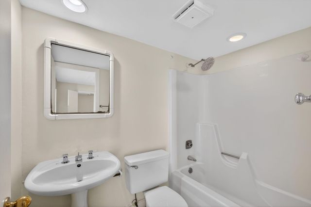 825 Center Street 9a, Jupiter, FL 33458