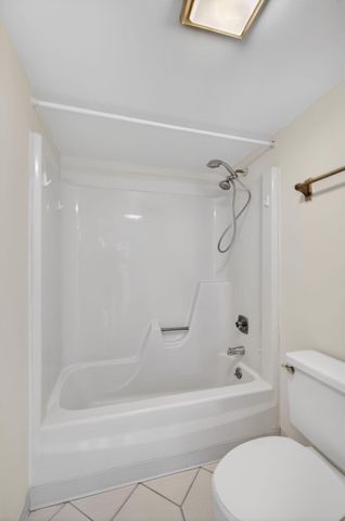 825 Center Street 9a, Jupiter, FL 33458