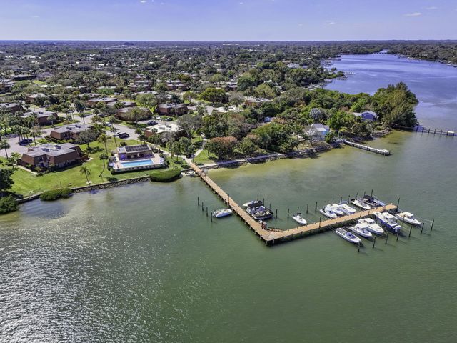 825 Center Street 9a, Jupiter, FL 33458