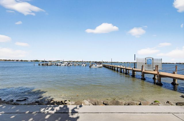 825 Center Street 9a, Jupiter, FL 33458