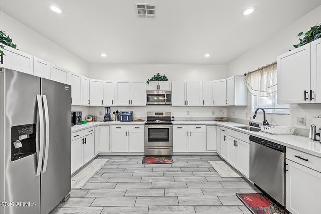 1414 S 28TH Avenue, Phoenix, AZ 85009