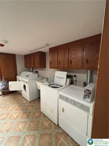 2027 Willow Park Road 12, Bethlehem Twp, PA 18020