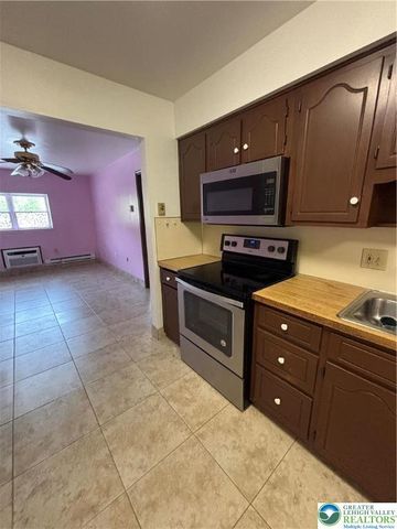 2027 Willow Park Road 12, Bethlehem Twp, PA 18020