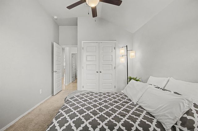 425 Spiny Lizard LN, San Marcos, TX 78666