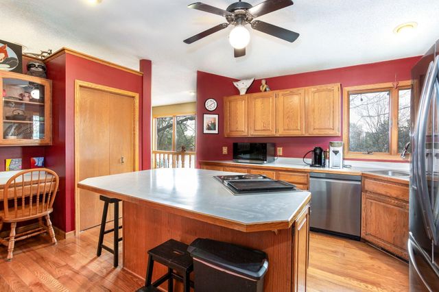 W9294 800th Avenue, River Falls, WI 54022