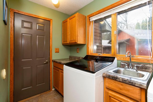 W9294 800th Avenue, River Falls, WI 54022