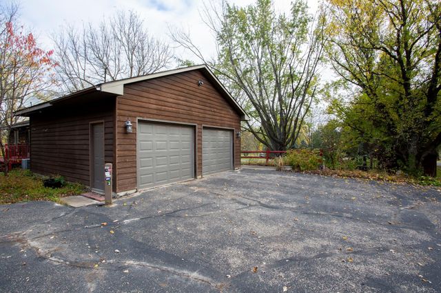 W9294 800th Avenue, River Falls, WI 54022