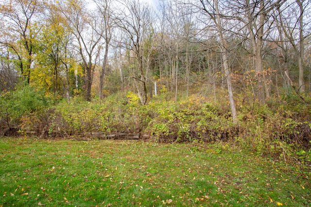 W9294 800th Avenue, River Falls, WI 54022