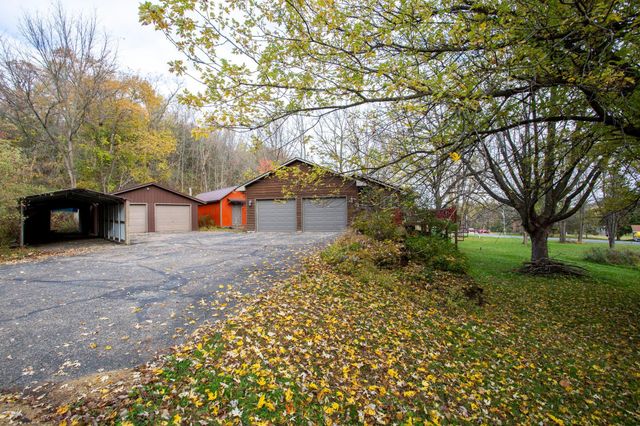 W9294 800th Avenue, River Falls, WI 54022