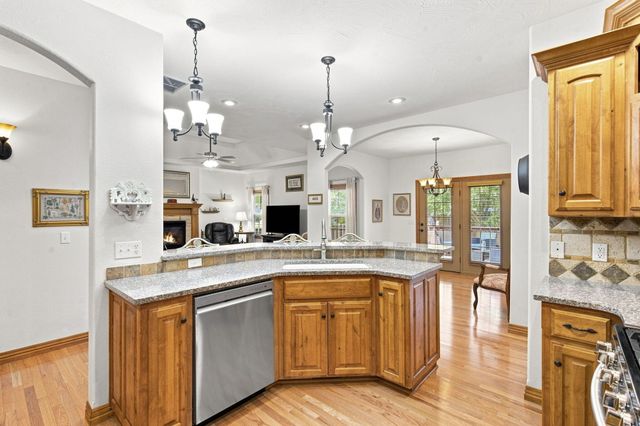 661 N Greer Avenue, Nixa, MO 65714