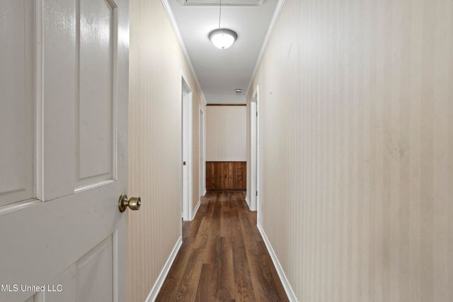 1921 Kingslea Drive, Gautier, MS 39553