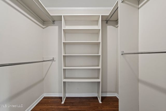 1921 Kingslea Drive, Gautier, MS 39553