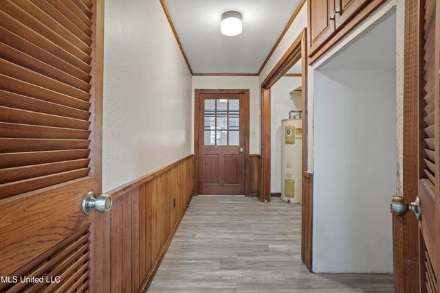 1921 Kingslea Drive, Gautier, MS 39553