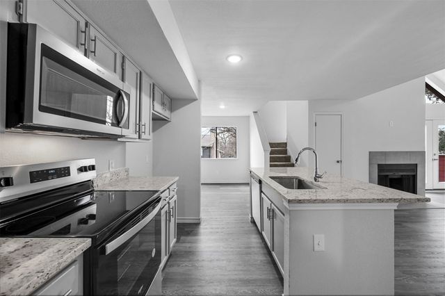 9825 Walnut Street 206, Dallas, TX 75243