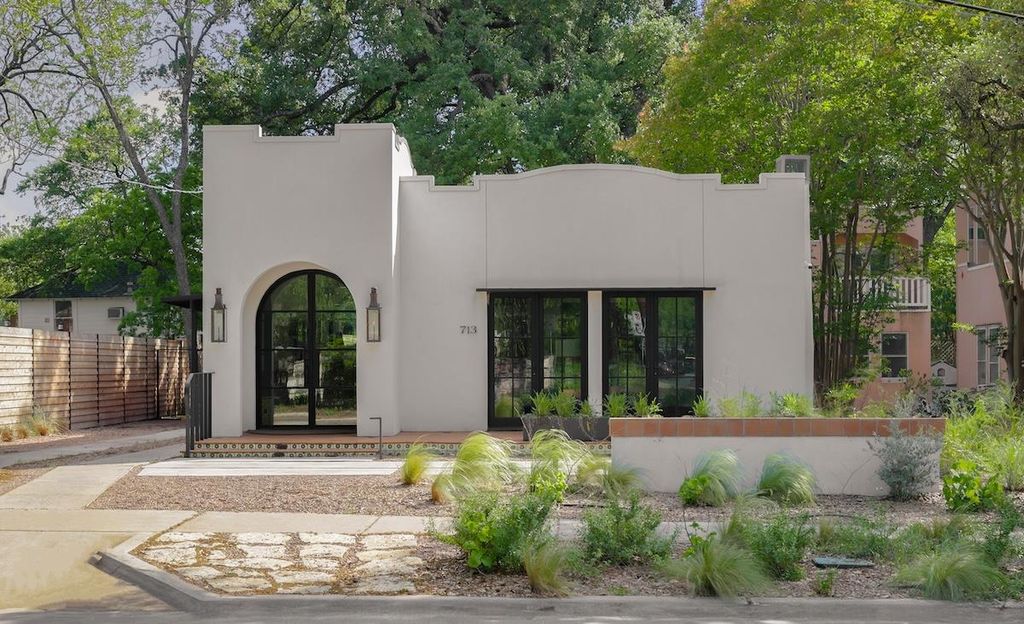 713 E 32nd ST, Austin, TX 78705