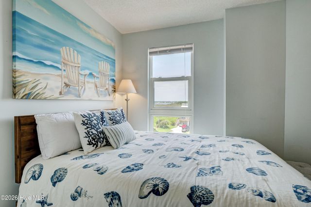 2000 New River Inlet Road 1301, N Topsail Beach, NC 28460