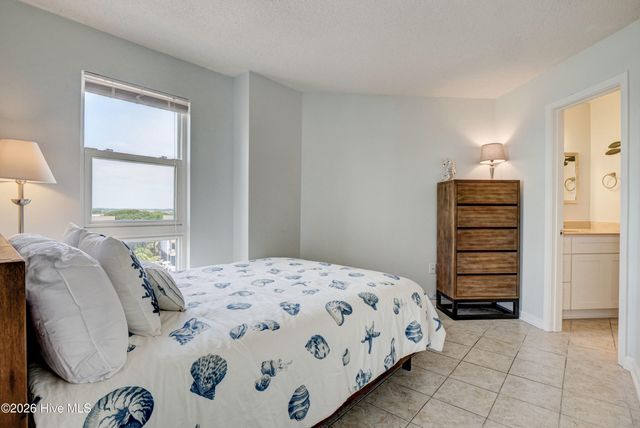 2000 New River Inlet Road 1301, N Topsail Beach, NC 28460