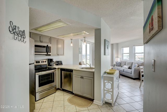 2000 New River Inlet Road 1301, N Topsail Beach, NC 28460