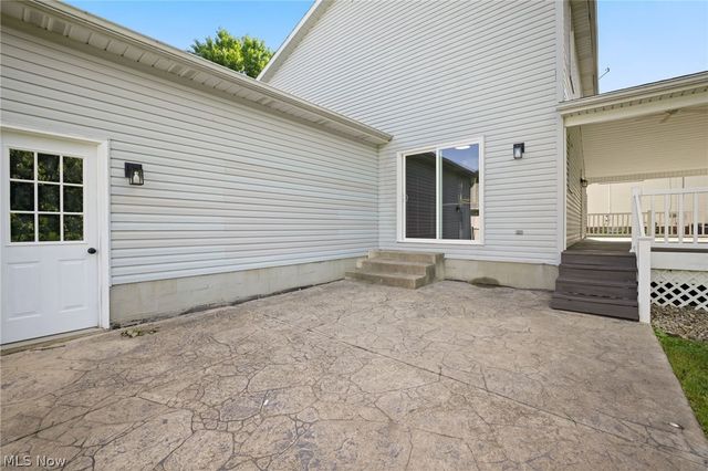 4694 Leone Road NE, Louisville, OH 44641