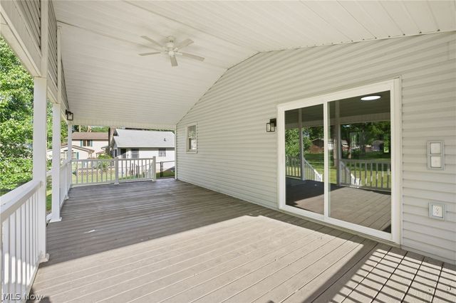 4694 Leone Road NE, Louisville, OH 44641
