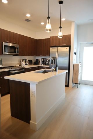 8201 NW 41st Street D402, Doral, FL 33166