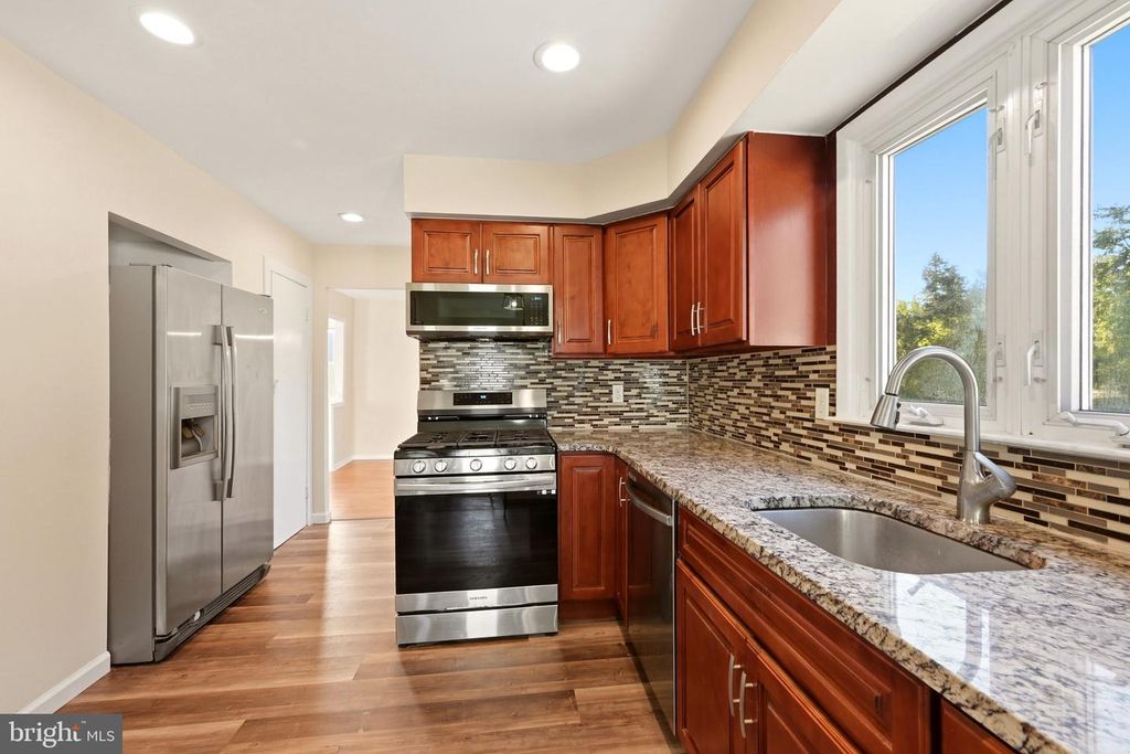 302 JUNIATA AVE, DELRAN, NJ 08075 — photo 3