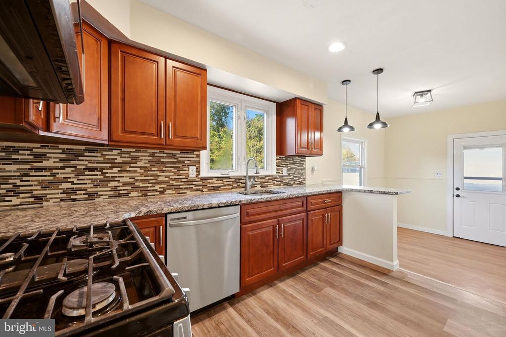 302 JUNIATA AVE, DELRAN, NJ 08075 — photo 4