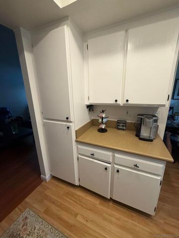 8589 Dortha Ct., Santee, CA 92071