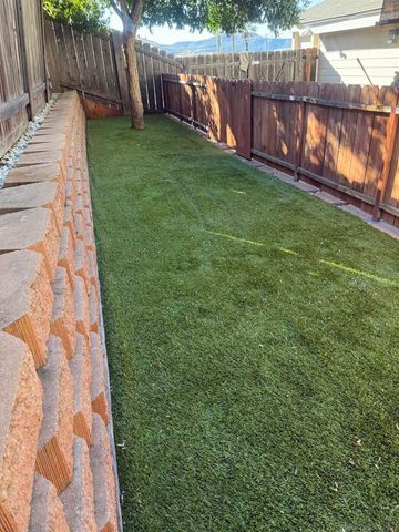 8589 Dortha Ct., Santee, CA 92071