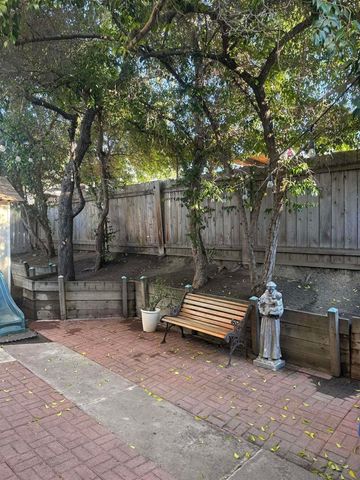 8589 Dortha Ct., Santee, CA 92071