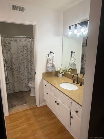 8589 Dortha Ct., Santee, CA 92071