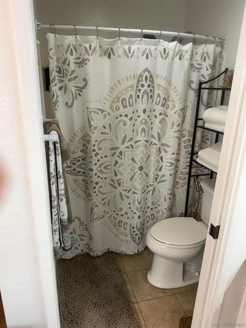 8589 Dortha Ct., Santee, CA 92071