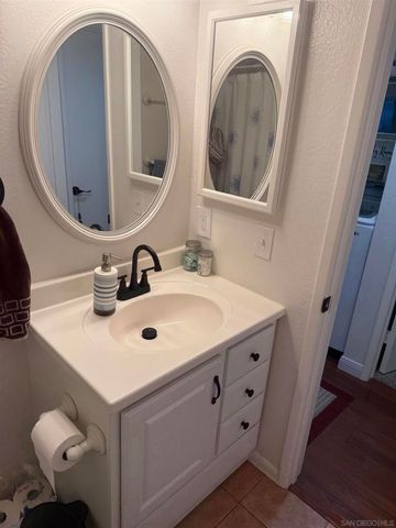 8589 Dortha Ct., Santee, CA 92071