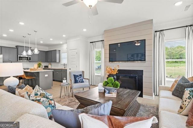 105 Roy Drive, Calhoun, GA 30701