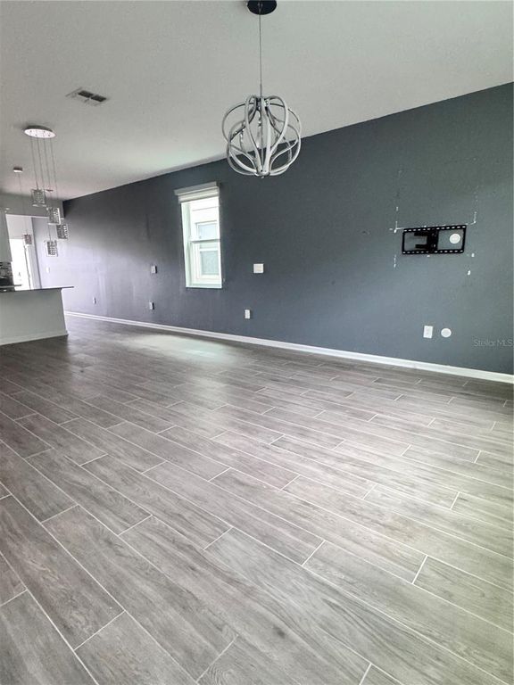 Image 24 of property listing at 1563 CROSS PRAIRIE PARKWAY, Kissimmee, FL 34744