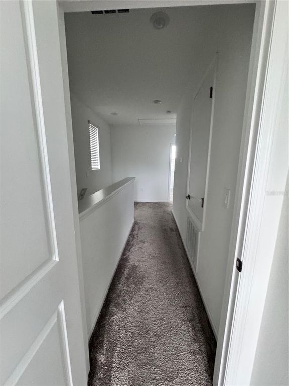 Image 35 of property listing at 1563 CROSS PRAIRIE PARKWAY, Kissimmee, FL 34744